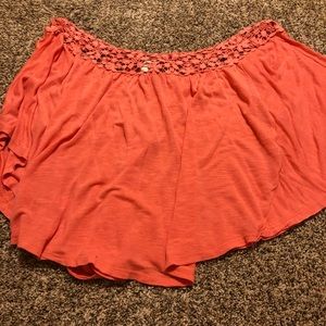 Cue off the shoulder top